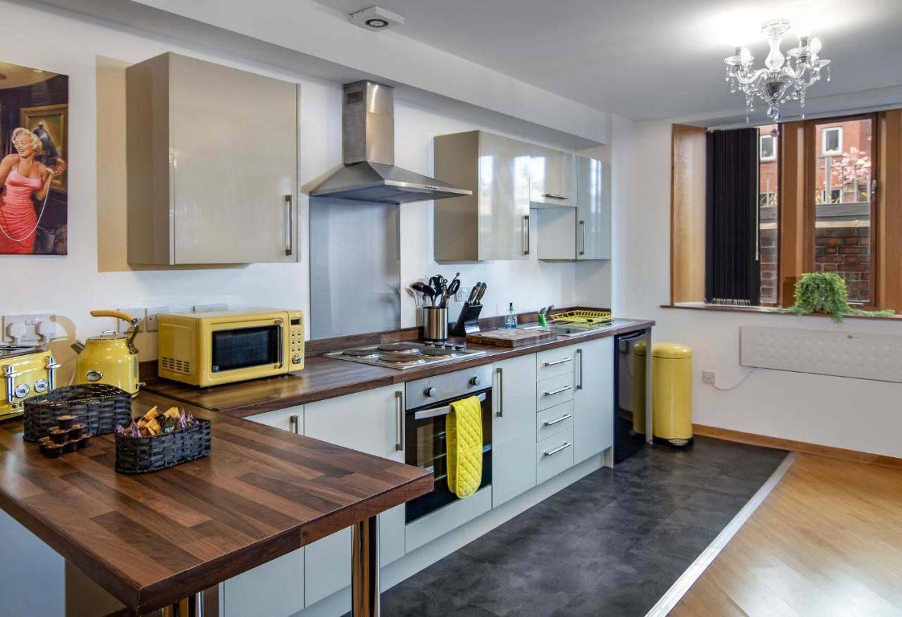 Super Spacious Church Conversion Close To Tower Blackpool Buitenkant foto